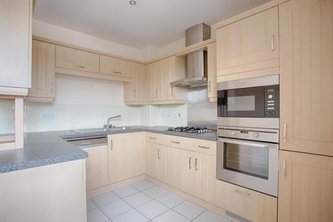 9 Claughton Court- d