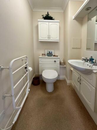 Photo 8
