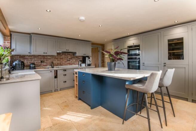 Kitchen/Breakfast Room