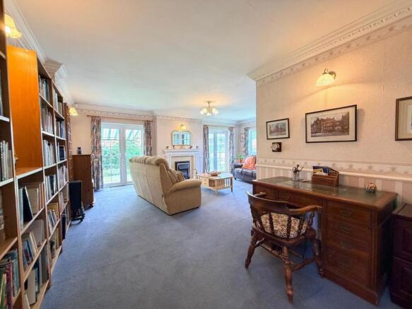 3 bed Detached Bungalow for sale Image 7