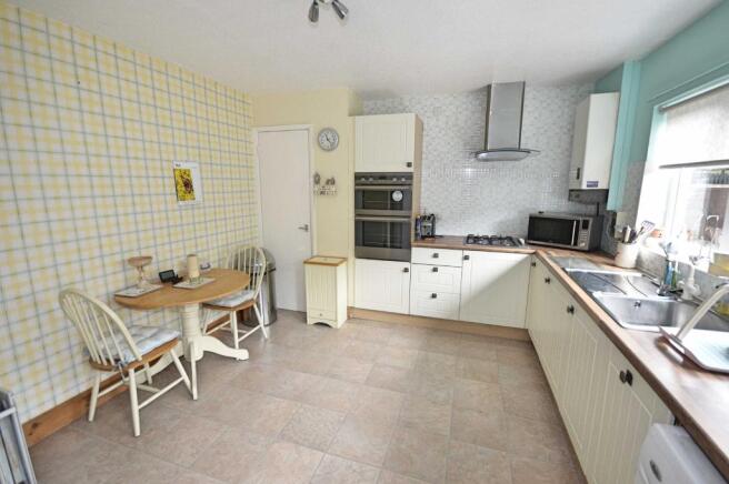 Kitchen/Dining