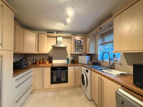 processed-3DE8313...