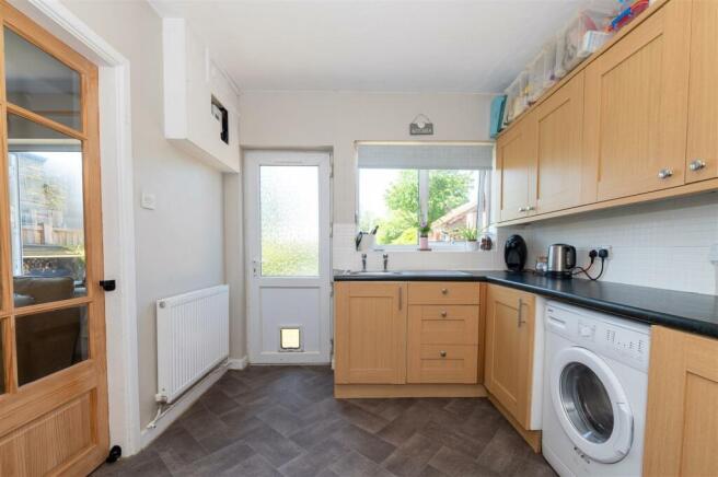 8 Council Houses internal-4.JPG
