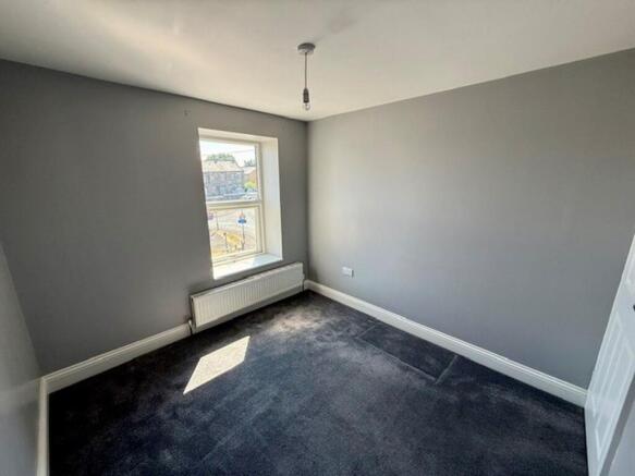 2 bed Terraced for sale Image 5