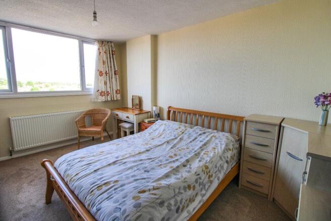 3 bed Semi-Detached for sale Image 11