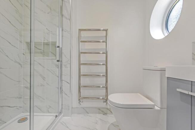 Ground floor en-suit