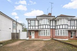 49, Abbotsbury Gardens, Eastcote HA5 1TB