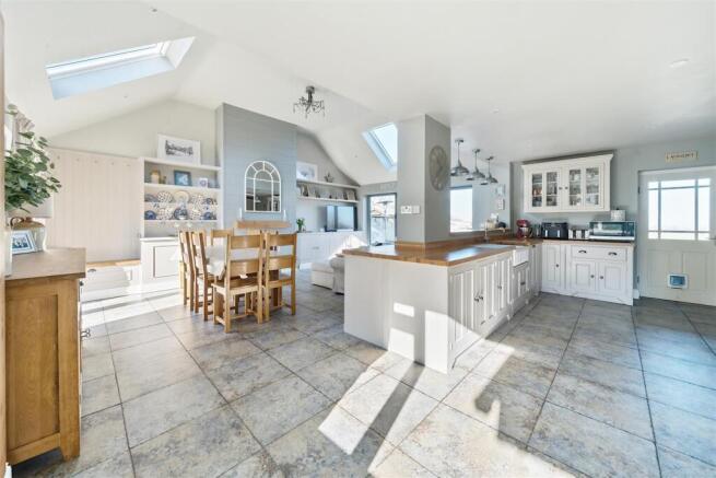 Kitchen diner