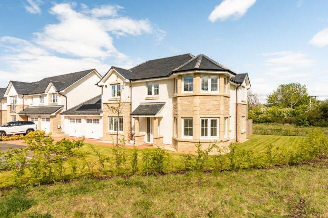 5-bed detached on 17 Kilconquhar Place, Bonnyrigg, EH19 3SR, £450,000
