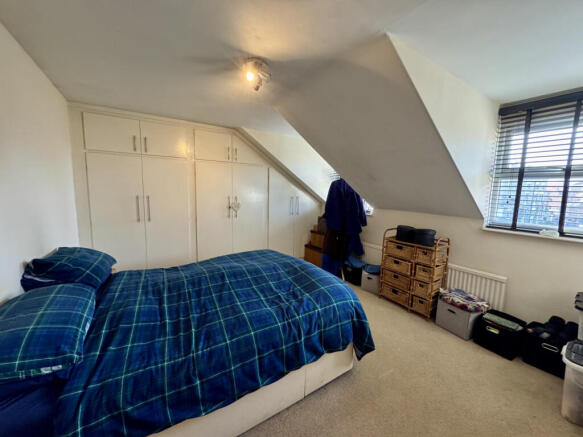 2 bed Flat for sale Image 6