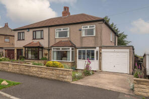 4, Ryndleside, Oakes, Huddersfield HD3 3QE