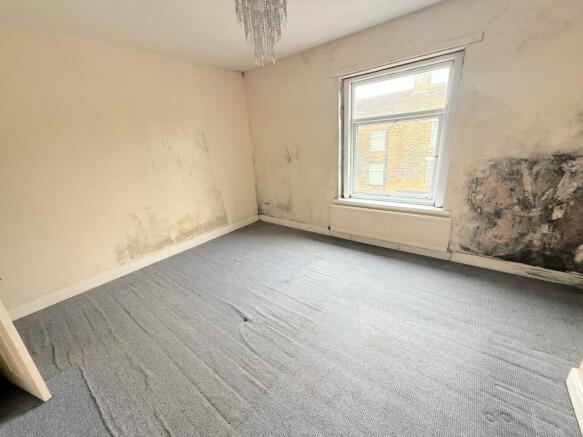 2 bed Terraced for sale Image 10