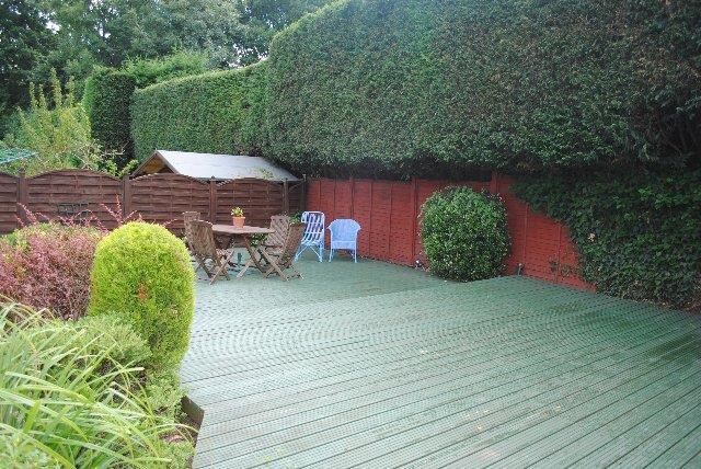 DECKING_640x428.jpg