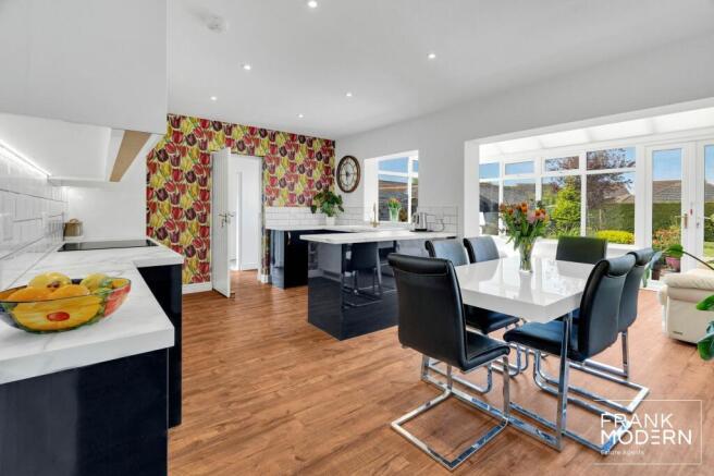 Kitchen / Diner