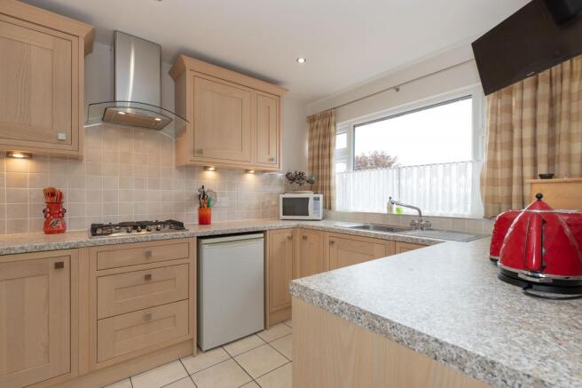 Kitchen / Breakfast Room