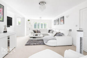 12, Oak Tree Close, Sheerness ME12 4JY