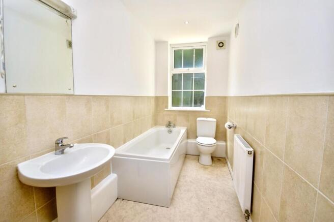 2 bed Flat for sale Image 10