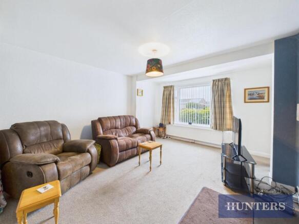 2 bed Semi-Detached Bungalow for sale Image 7