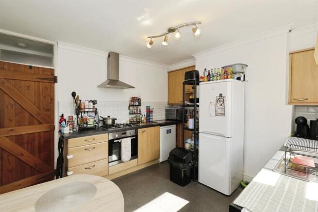 2 bed Terraced for sale Image 4