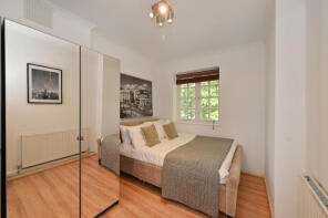 6, Riverside Gardens, London W6 9LE