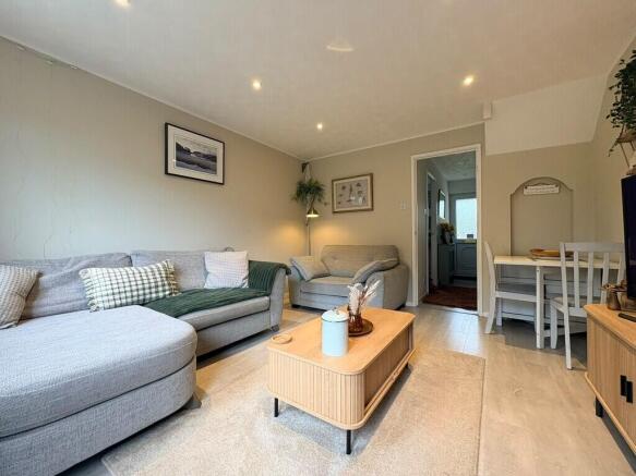 Lounge 2