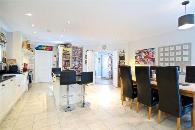 Kitchen/Dining
