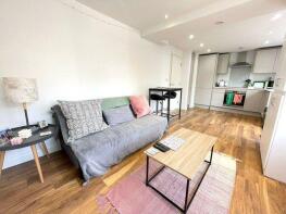 Flat 2, 187a, High Street, Boston Spa, Wetherby LS23 6AA