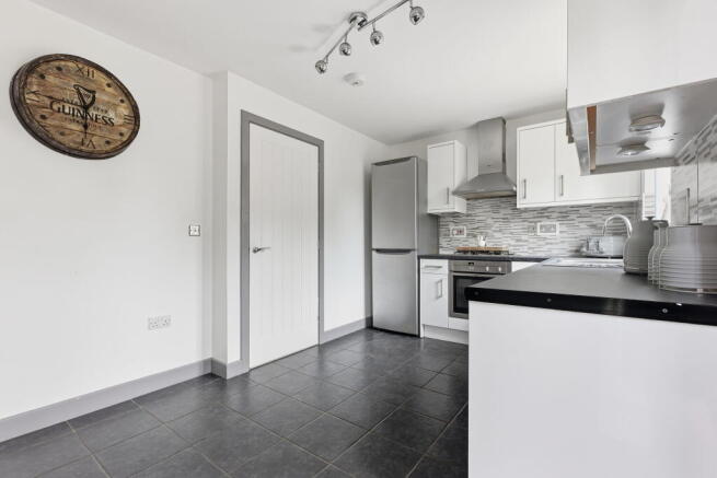 3 bed Terraced for sale Image 7