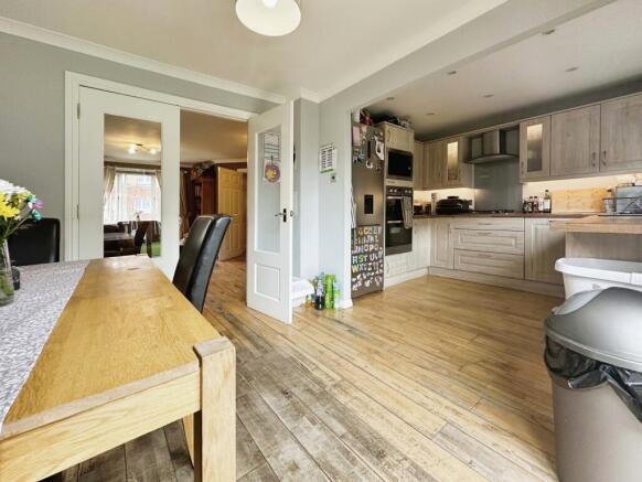 Dining Kitchen