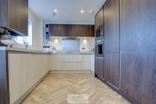 2 bed Apartment for sale Image 7
