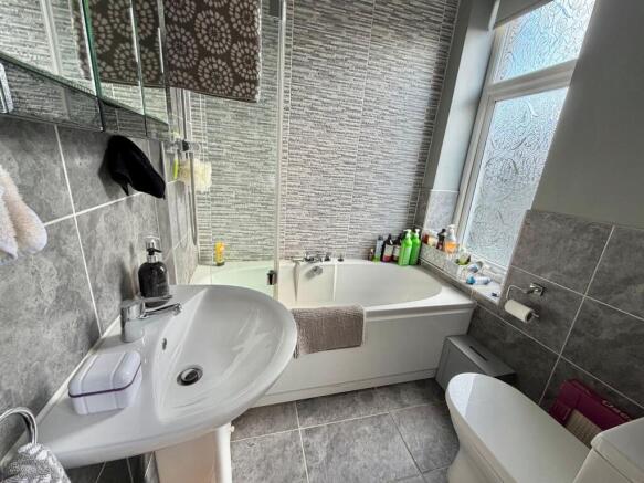4 bed End of Terrace for sale Image 10