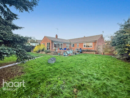 Taymor Place, Welney