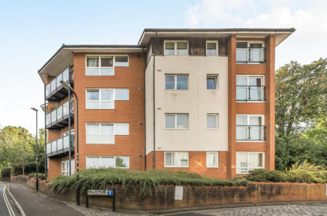 Hill Street, Woolston, Southampton, Hampshire, SO19