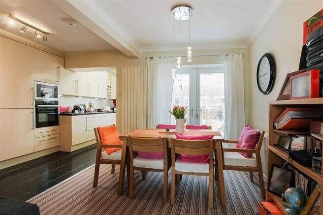 Dining Area: