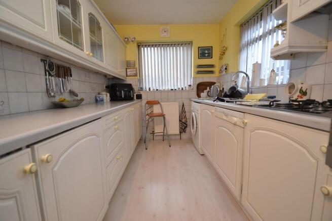 2 bed Chalet for sale Image 8