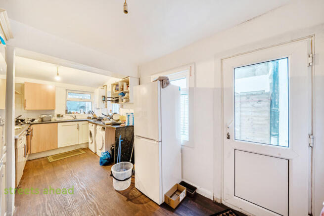 b0d71004-d808-451...