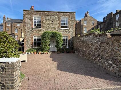 Paragon Street, Ramsgate, CT11 9JZ