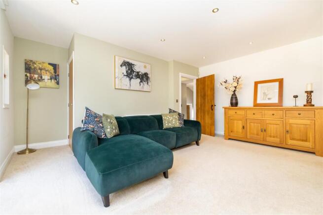 3 bed Barn Conversion for sale Image 6