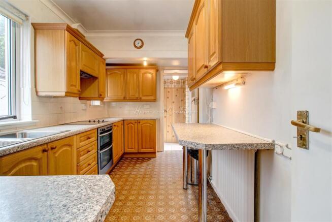 St Angela Road, Heath, HernCrabtree_ (16).jpg
