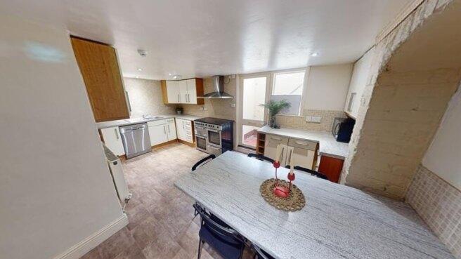 burns-street-ng7-4dt-1056239