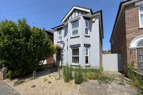 Capstone Road, Bournemouth, BH8