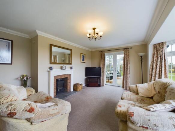 3 bed Detached Bungalow for sale Image 9