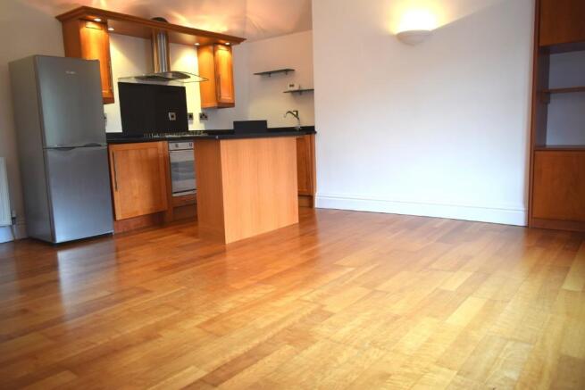 Kitchen/lounge