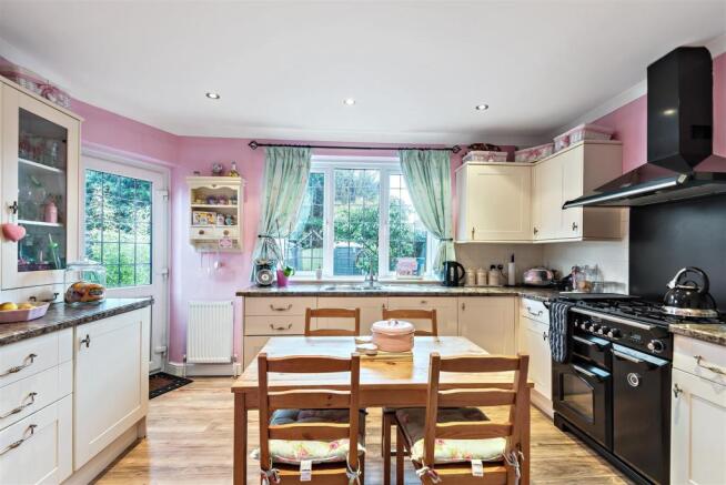 Kitchen Dining Room.JPG