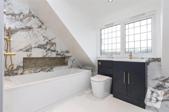 Master En-Suite