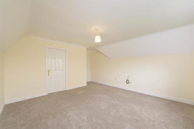 10WestwoodClose_038.jpg