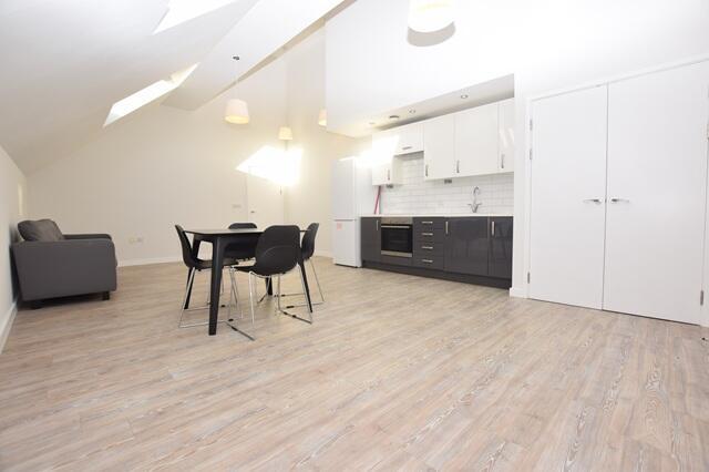 1 bed Apartment to rent Image 4
