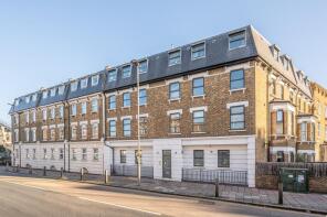Flat 4, 87-89, Bedford Hill, London SW12 9HD