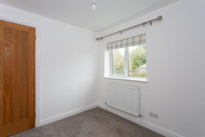 3 bed Detached to rent Image 9