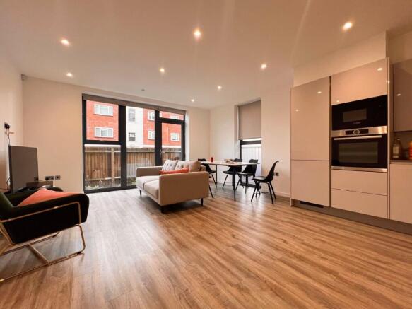 RECEPTION ROOM/KITCHEN/DINER